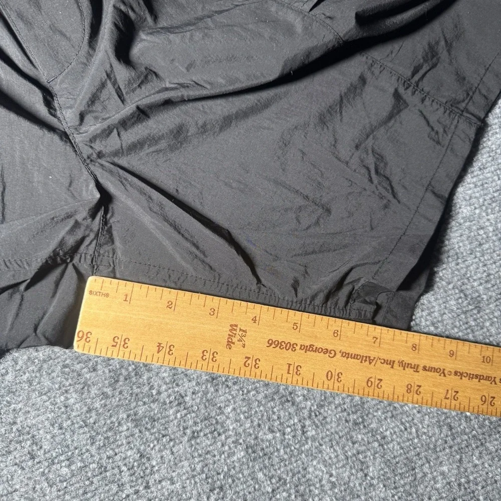 Gap Shorts Trail Hiking‎ Cargo Short 100% Nylon Men Size Medium Black 6 Inch NWT